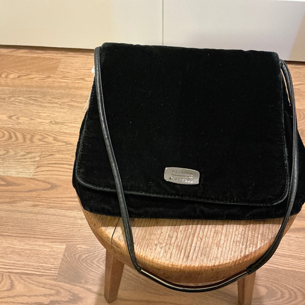 Vintage Diahann Carroll velvet shoulder purse